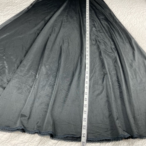 🔥Vintage Fernando Sanchez Silk Blend Nightgown Lace Bodice Full Length Sz S/M - Picture 14 of 14